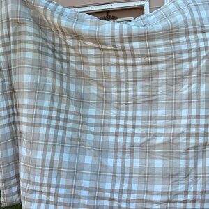 Tommy Hilfiger Plaid Comforter in Beige and White